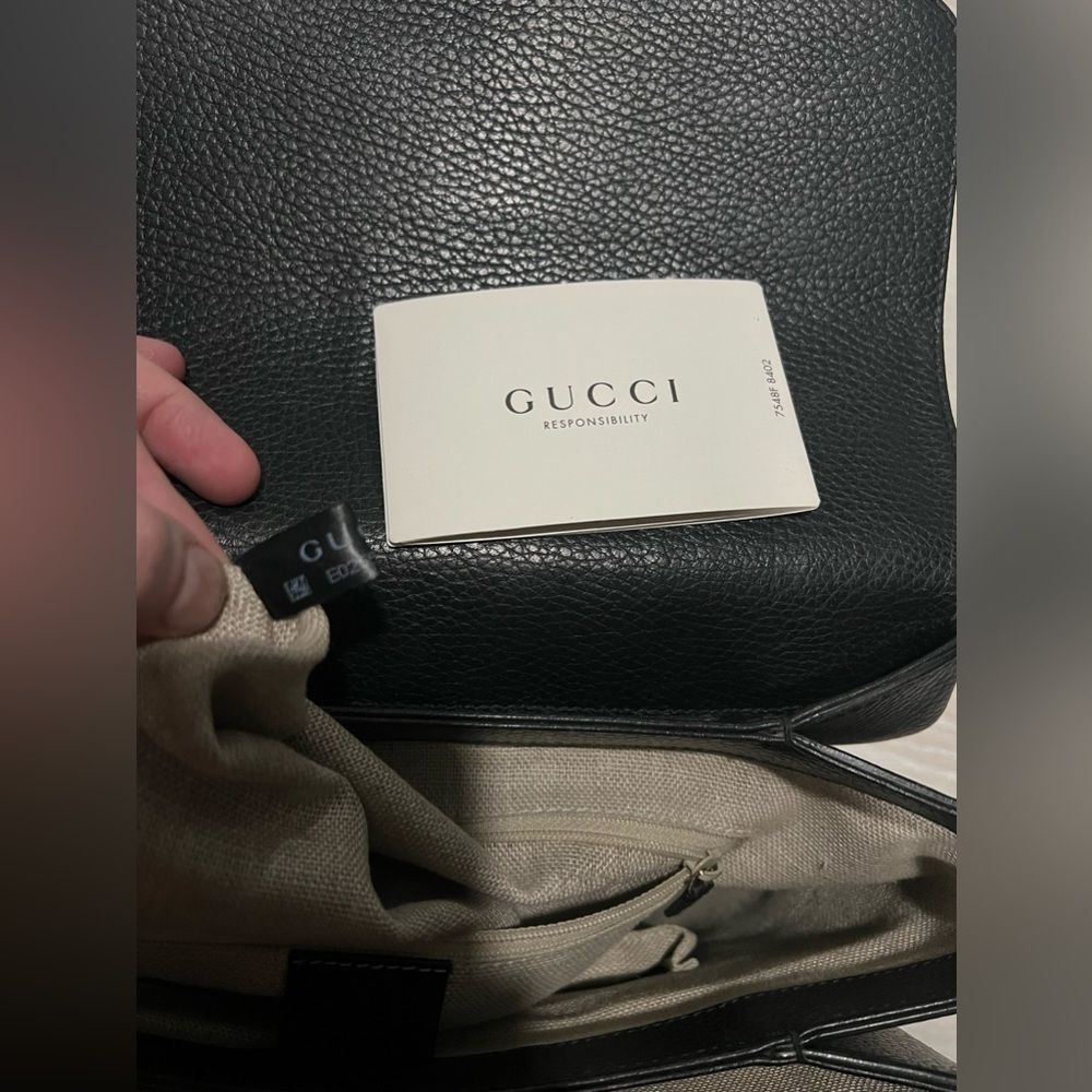 Authentic Gucci Black Calfskin Leather GG Interlocking Crossbody Bag Purse - Picture 17 of 17
